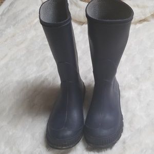 Kamik navy rain boots